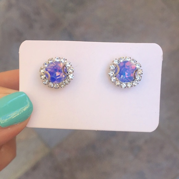 Periwinkle + Silver Rivoli Crystal Halo Earrings - Picture 4 of 9